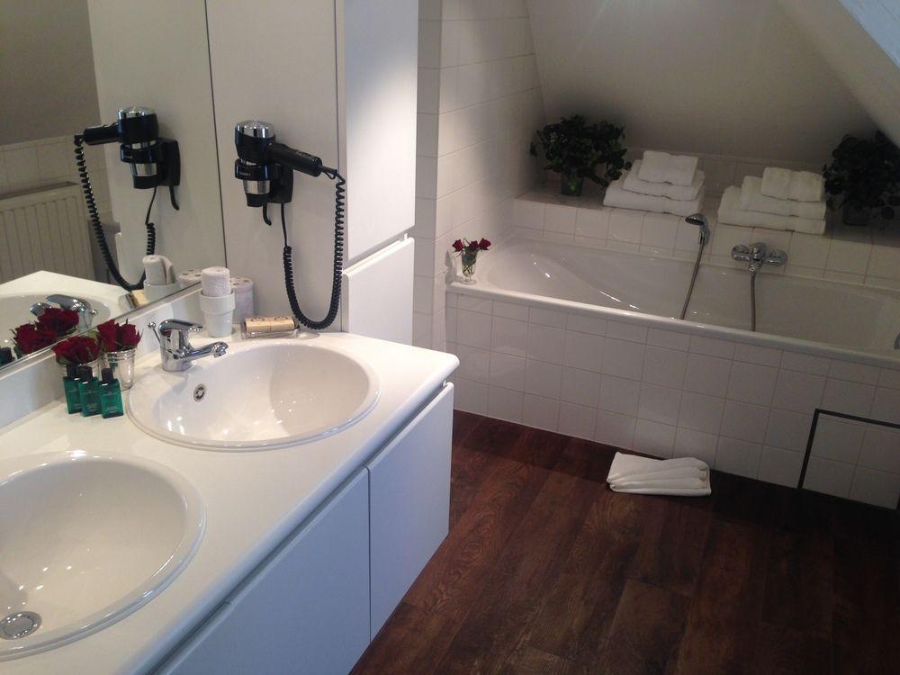 Guest house Canalside House - Luxury 4*