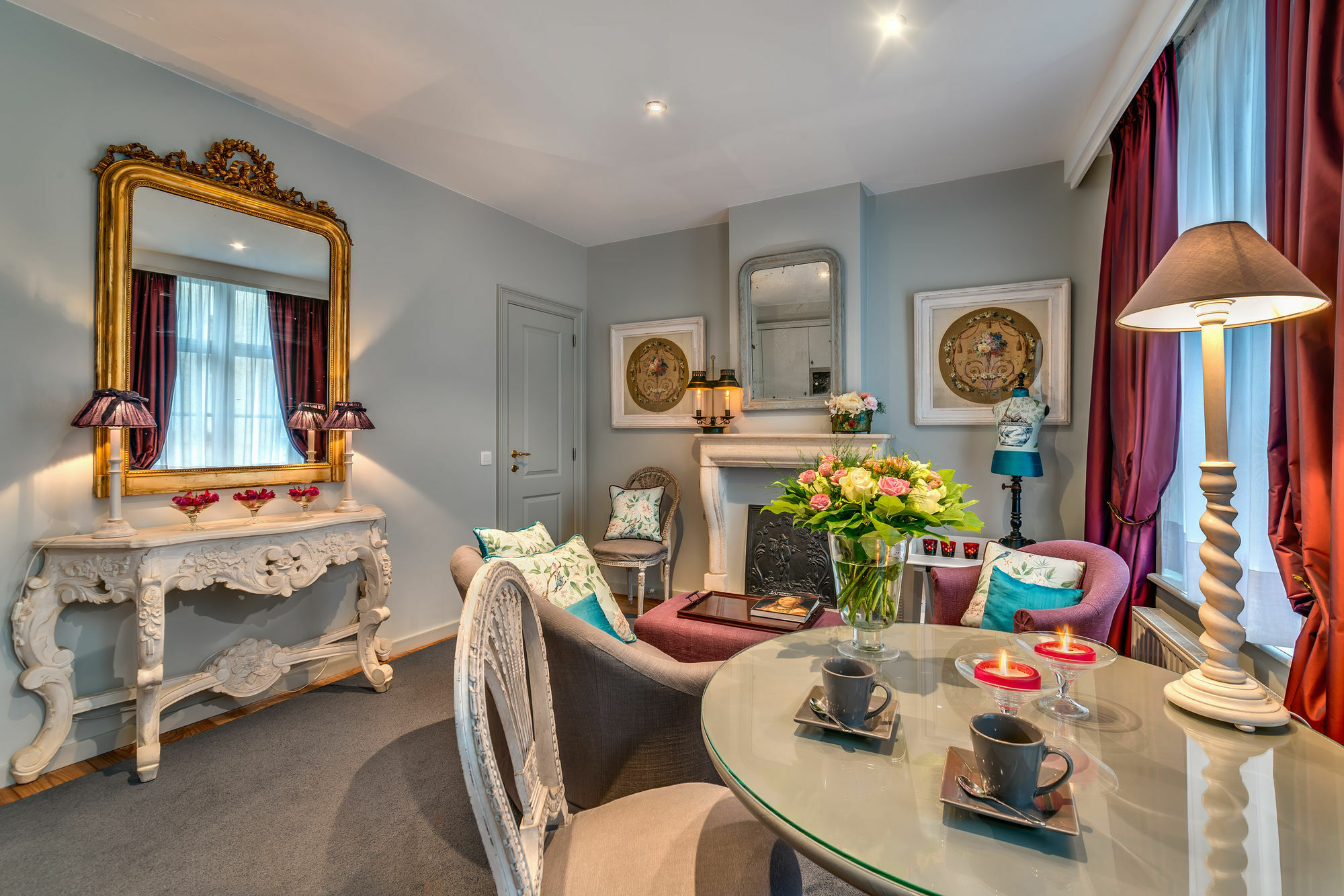 Canalside House - Luxury Guest house Bruges